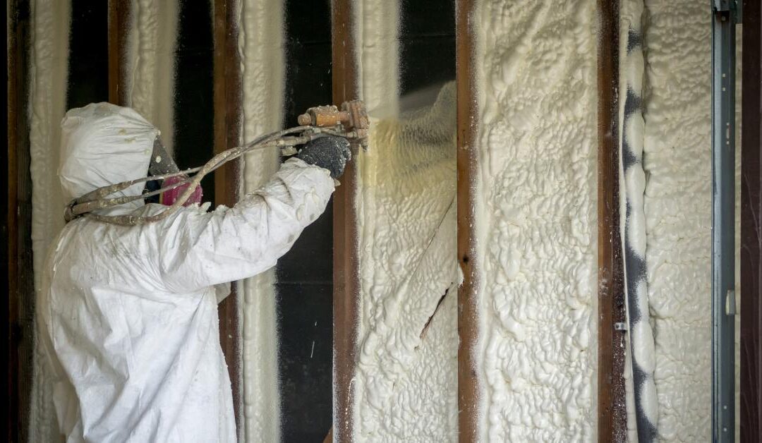 Closed-Cell vs Open-Cell Spray Foam: What’s the Difference?
